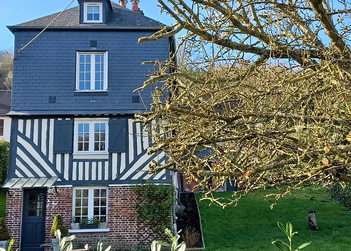 Les Pommiers Bed and Breakfast Honfleur